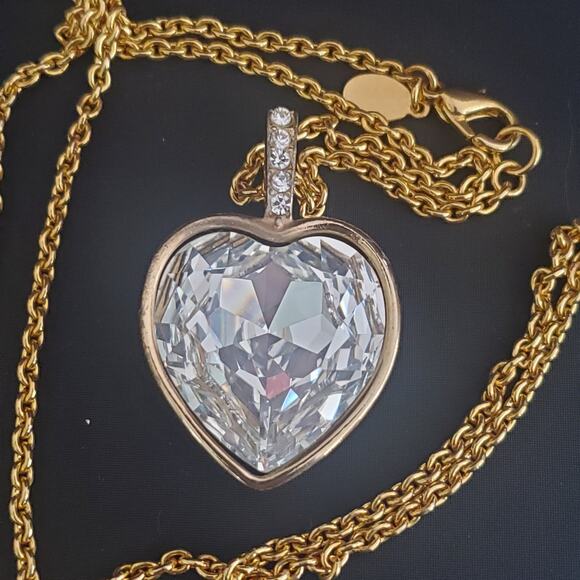 Kenneth J Lane Large Faceted Crystal Heart Necklace Gold Tone Signed KJL - Picture 3 of 9